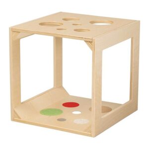CUBO DE GATEO CON ORIFICIOS SENSORIALES